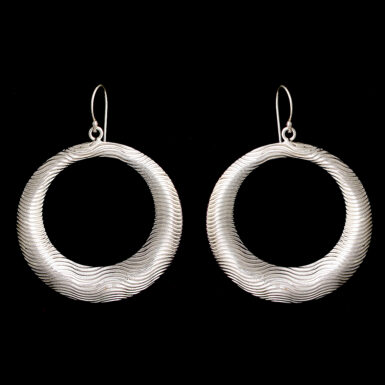 Wave Textured Hoops