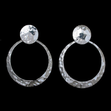 Hammered Post with Hoop