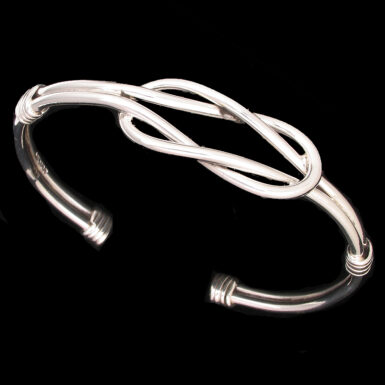 Knot Cuff