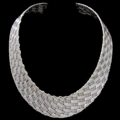 Wide Graduated Braided Collar