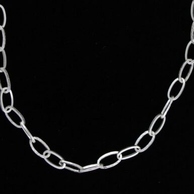Hammered Oval Link Necklace