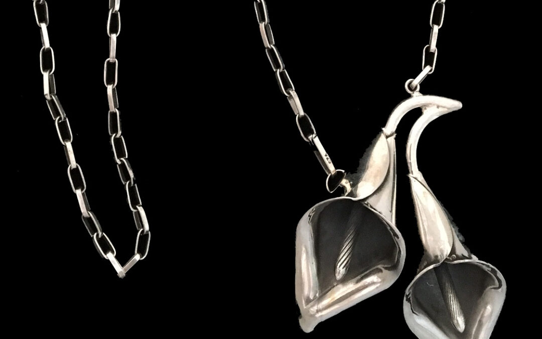 Calla Lillies Necklace