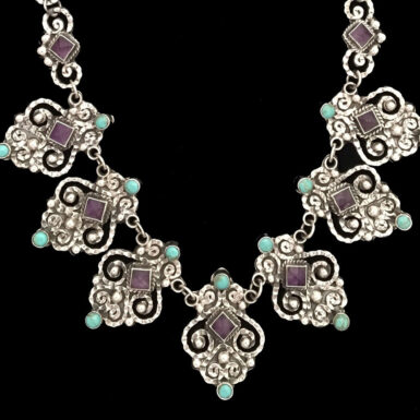 Sterling silver handmade baroque style necklace