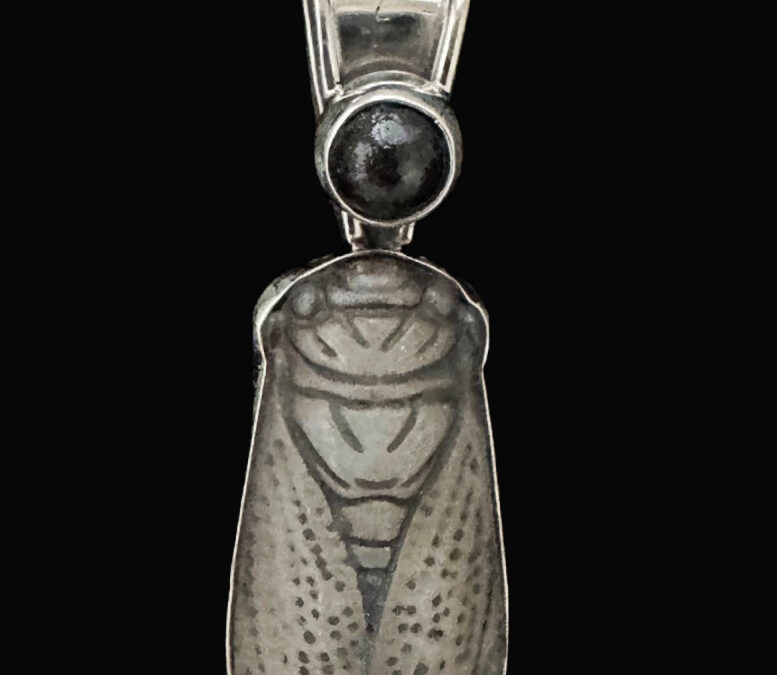 Antique Quartz Carved Cicada