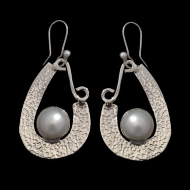 Teardrop with Pearl