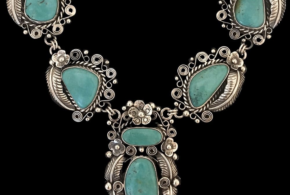 Flower Motif Turquoise Necklace-04