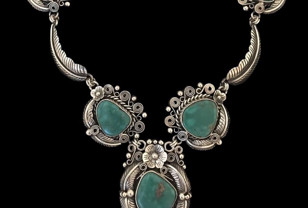 Flower Motif Turquoise Necklace-05