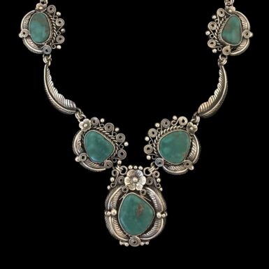 Flower Motif Turquoise Necklace-05