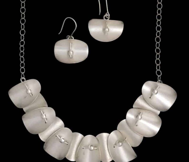 Potato Chip Necklace Set