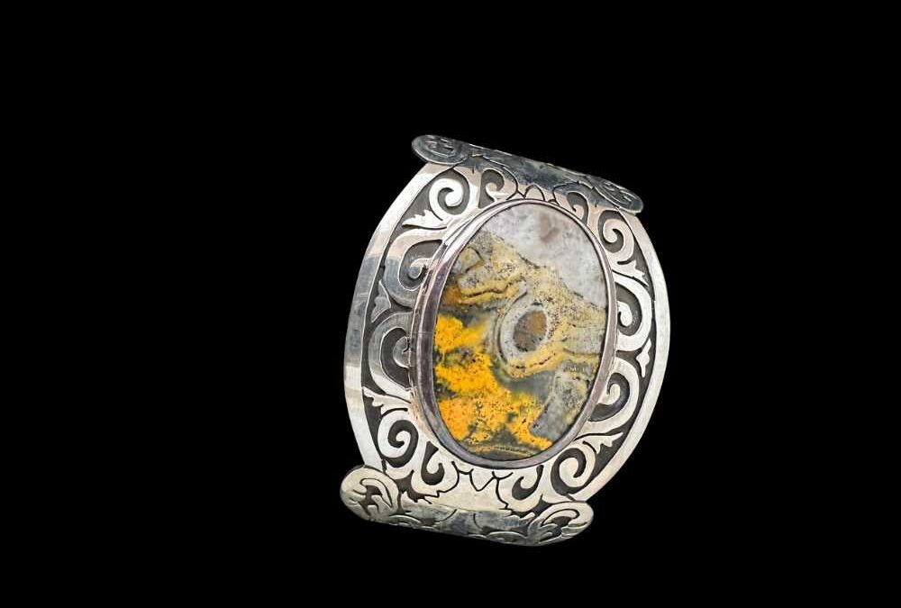 Bumblebee Cuff