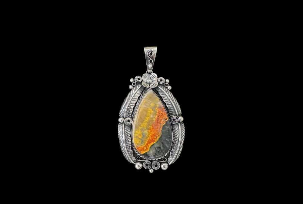 Flowery Bumblebee Pendant